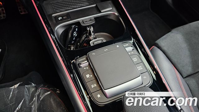 Mercedes-Benz GLB-Class AMG GLB35 4MATIC