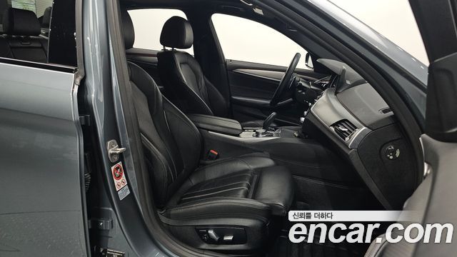 BMW 5-Series 520d M Sport package