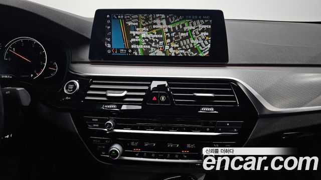 BMW 5-Series 520d M Sport package