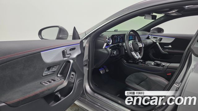 Mercedes-Benz CLA-Class CLA250 4MATIC
