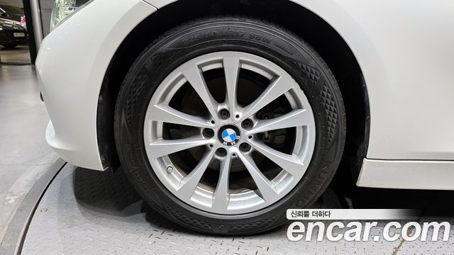 BMW 3-Series 320d