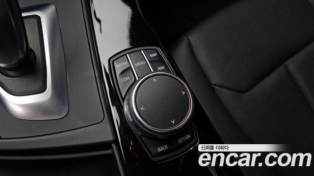 BMW 3-Series 320d