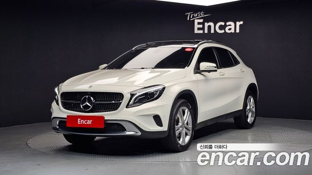 Mercedes-Benz GLA-Class GLA200 d