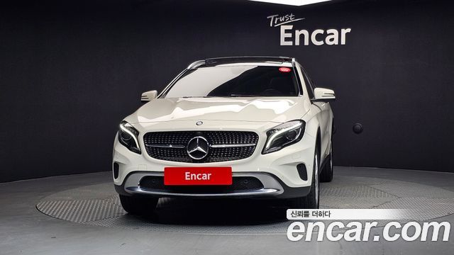 Mercedes-Benz GLA-Class GLA200 d