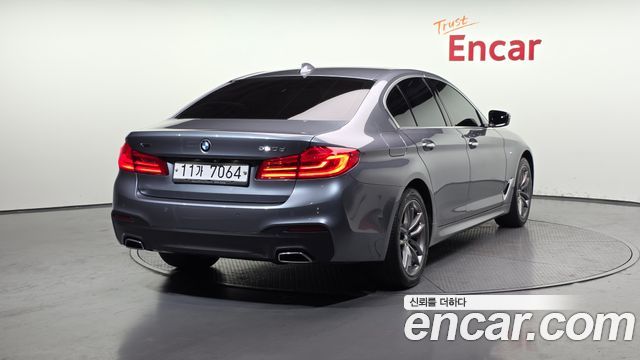 BMW 5-Series 520d xDrive M Sport Package Plus