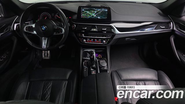 BMW 5-Series 520d xDrive M Sport Package Plus