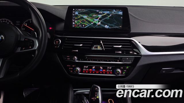 BMW 5-Series 520d xDrive M Sport Package Plus