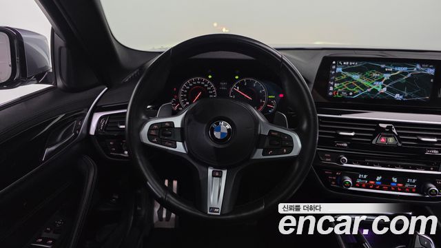 BMW 5-Series 520d xDrive M Sport Package Plus