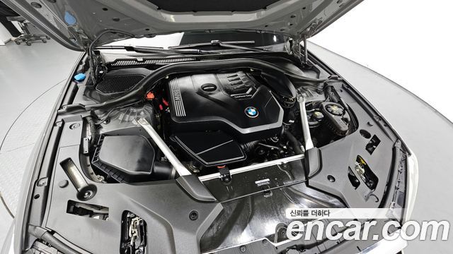 BMW 5-Series 520i Luxury