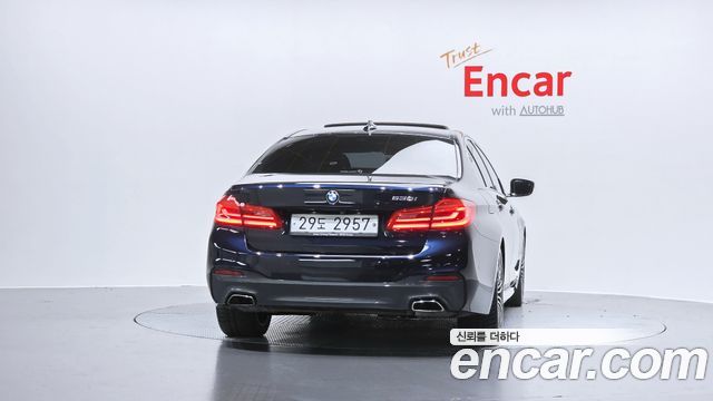 BMW 5-Series 530i M Sport Package Plus