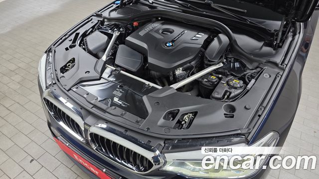 BMW 5-Series 530i M Sport Package Plus