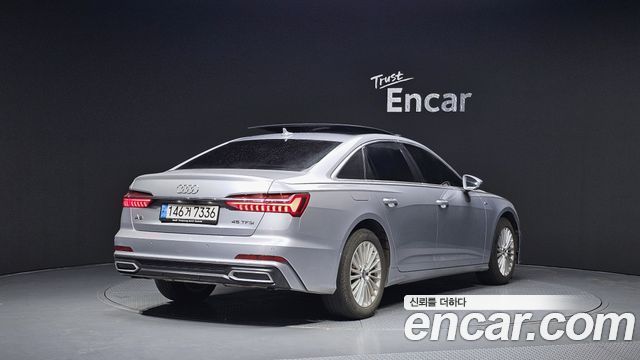 Audi A6 45 TFSI Premium