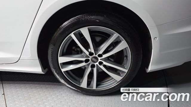 Audi A6 45 TFSI Premium
