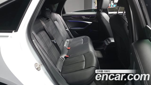 Audi A6 45 TFSI Premium