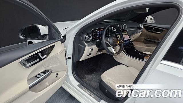 Mercedes-Benz C-Class C300 4MATIC Avantgarde