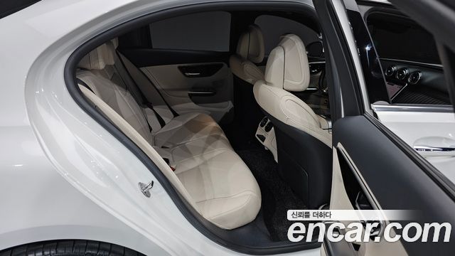 Mercedes-Benz C-Class C300 4MATIC Avantgarde