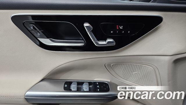 Mercedes-Benz C-Class C300 4MATIC Avantgarde