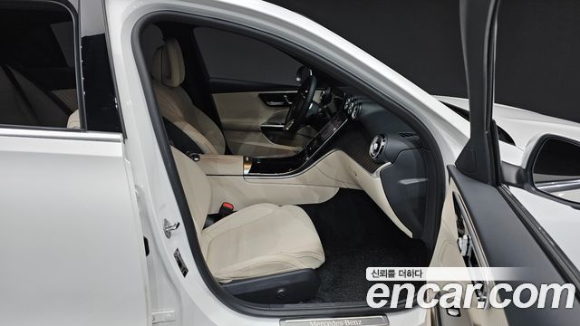 Mercedes-Benz C-Class C300 4MATIC Avantgarde
