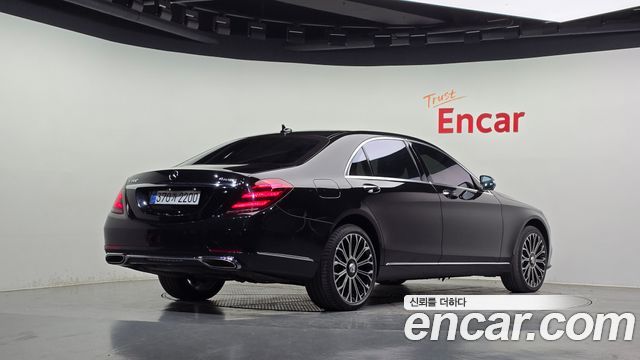 Mercedes-Benz S-Class S560L 4MATIC