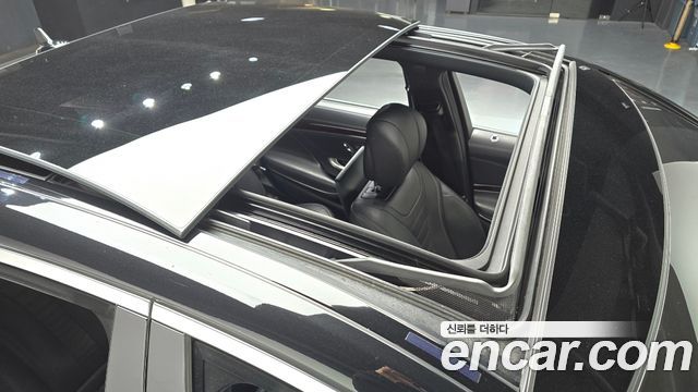Mercedes-Benz S-Class S560L 4MATIC