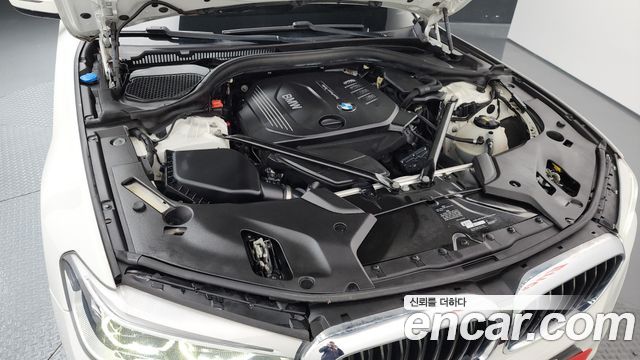 BMW 5-Series 520d M Sport package