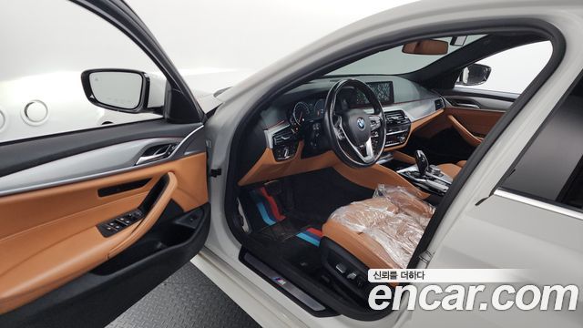 BMW 5-Series 520d M Sport package