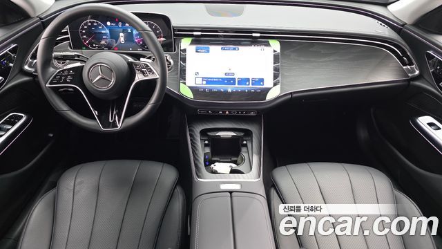Mercedes-Benz E-Class E200 Avantgarde