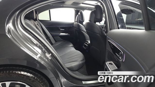 Mercedes-Benz E-Class E200 Avantgarde