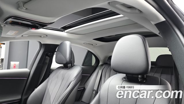 Mercedes-Benz E-Class E200 Avantgarde