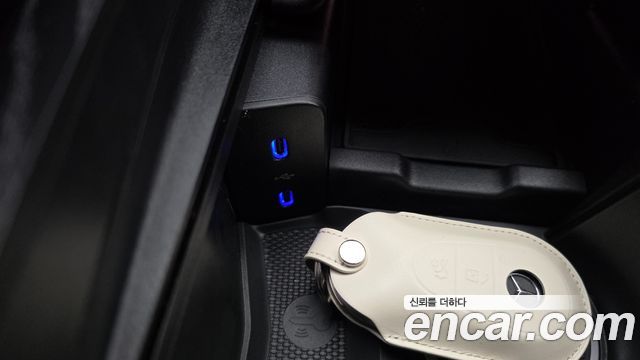 Mercedes-Benz E-Class E200 Avantgarde
