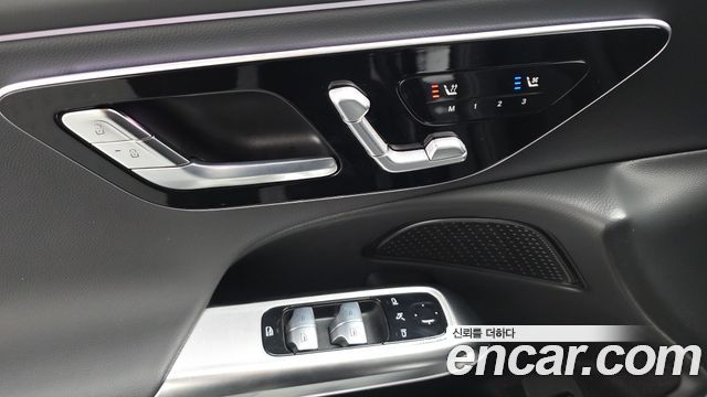 Mercedes-Benz E-Class E200 Avantgarde