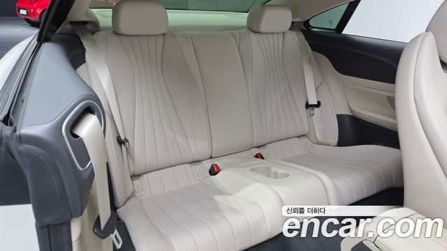 Mercedes-Benz E-Class E450 4MATIC Coupe