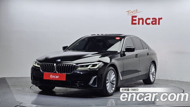 BMW 5-Series 530i xDrive Luxury