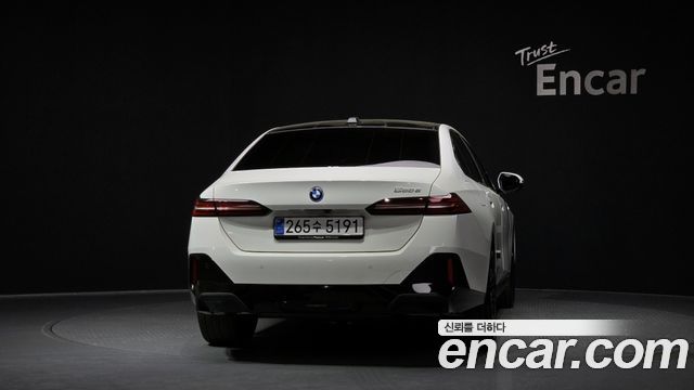 BMW 5-Series 530e M Sport