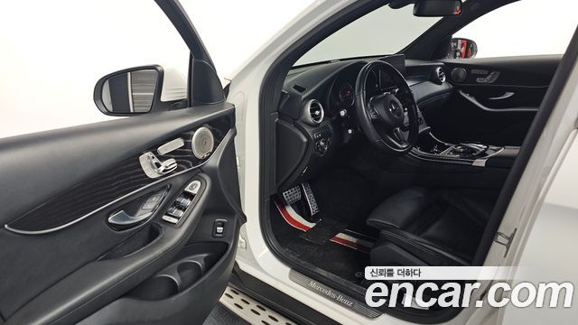 Mercedes-Benz GLC-Class GCL300 4MATIC Coupe