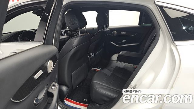 Mercedes-Benz GLC-Class GCL300 4MATIC Coupe