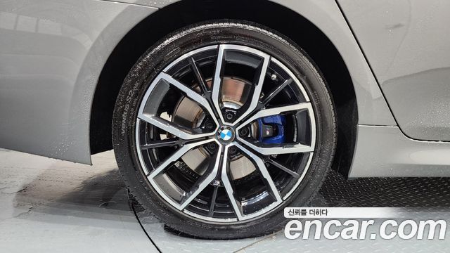 BMW 5-Series 530e M Sport