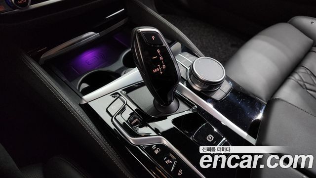 BMW 5-Series 530e M Sport