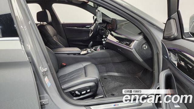 BMW 5-Series 530e M Sport