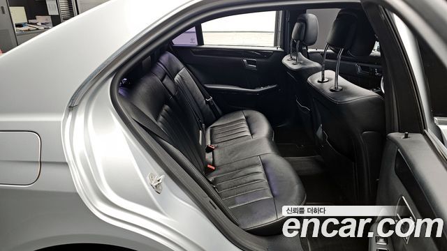 Mercedes-Benz E-Class E220 CDI Avantgarde