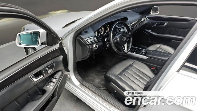 Mercedes-Benz E-Class E220 CDI Avantgarde