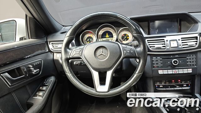 Mercedes-Benz E-Class E220 CDI Avantgarde