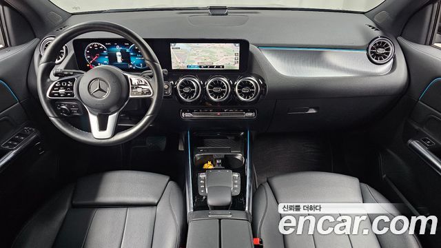 Mercedes-Benz GLA-Class GLA220