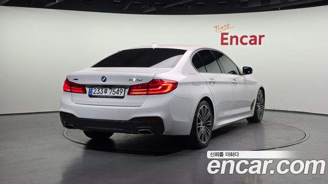 BMW 5-Series 520d xDrive M Sport Package Plus