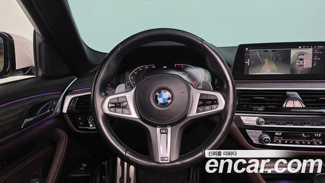 BMW 5-Series 520d xDrive M Sport Package Plus