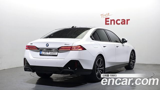 BMW 5-Series 530i xDrive M Sport