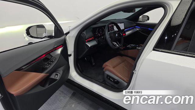 BMW 5-Series 530i xDrive M Sport