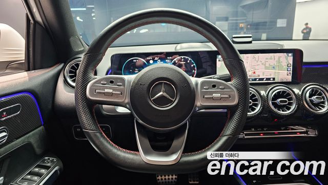 Mercedes-Benz GLB-Class AMG GLB35 4MATIC