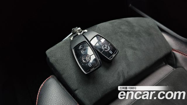 Mercedes-Benz GLB-Class AMG GLB35 4MATIC