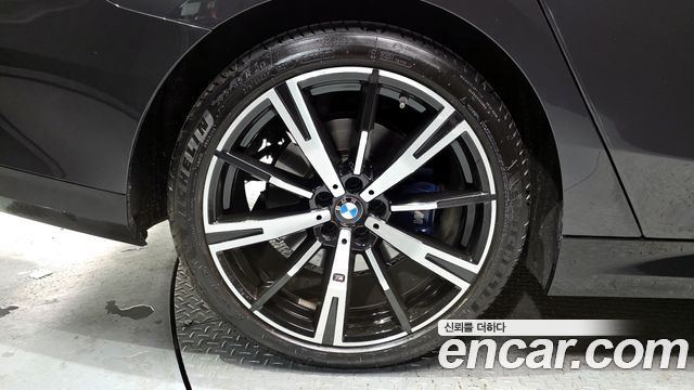BMW 5-Series 530i xDrive M Sport